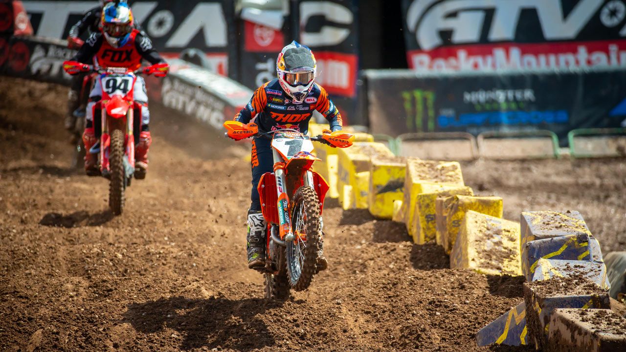 Supercross Salt Lake City 3: Tomac y Webb doblan al cuarto.