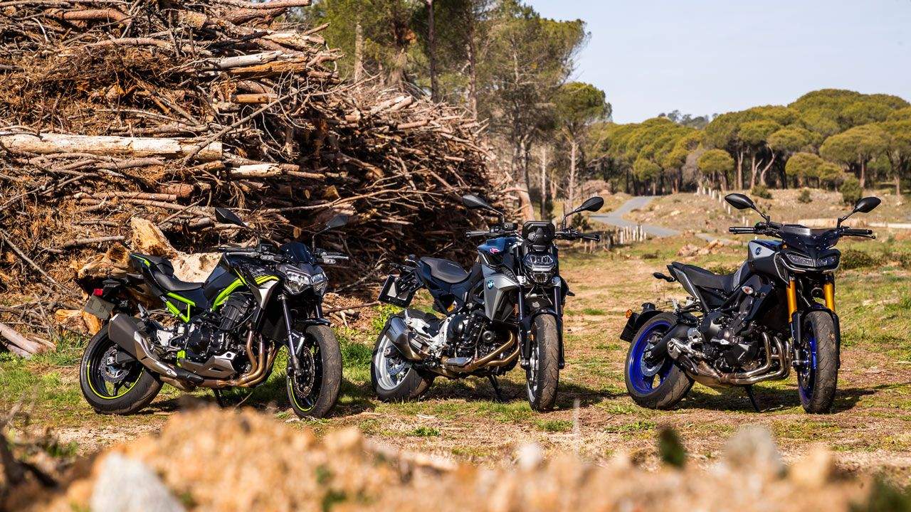 Comparativa naked 900: BMW F 900 R, Kawasaki Z900 y Yamaha MT-09