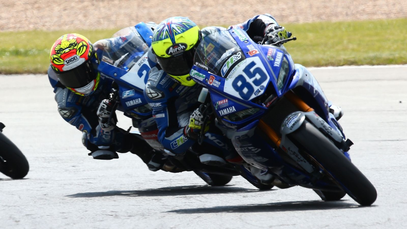 Kevin Sabatucci y Andy Verdoia durante el Mundial de Supersport 300 el pasado 2019 (Foto: Gold & Goose)