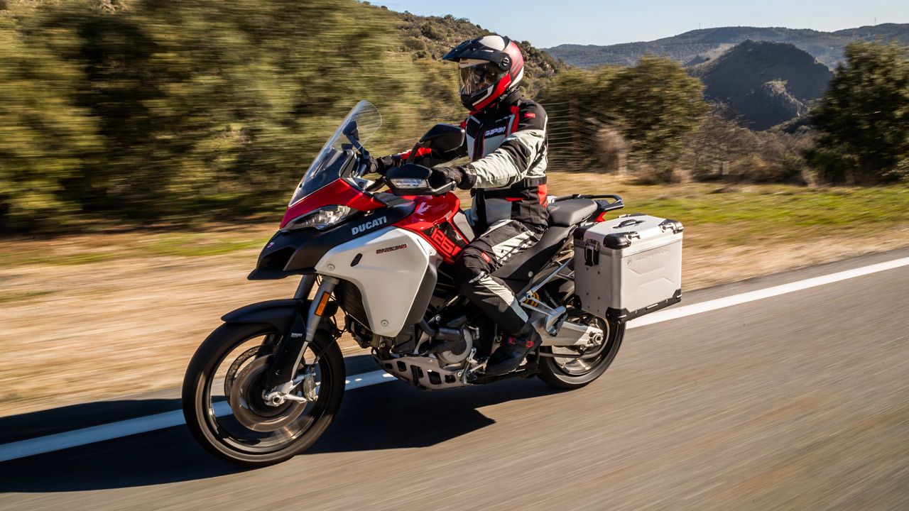 Comparativa maxitrail off road: BMW R 1250 GS Adventure HP y Ducati Multistrada 1260 Enduro