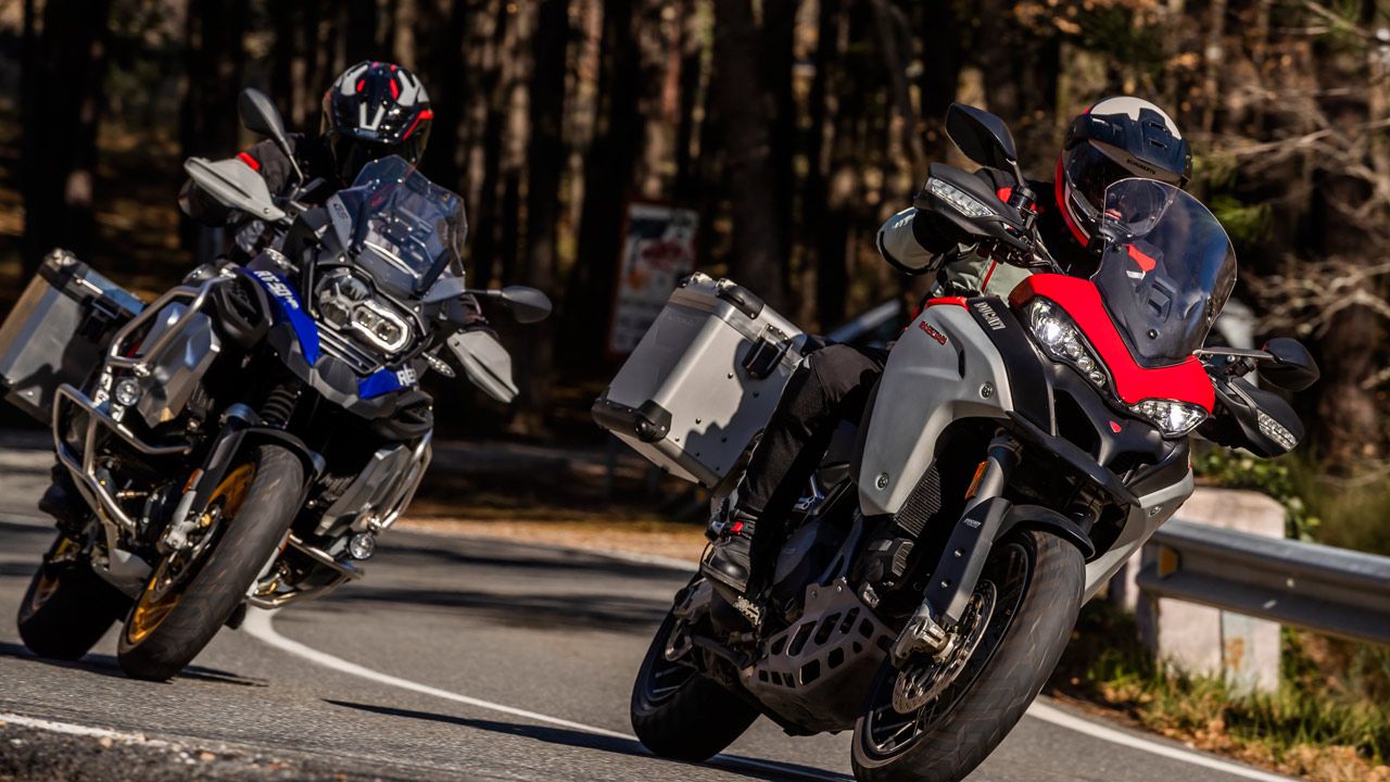 Comparativa maxitrail off road: BMW R 1250 GS Adventure HP y Ducati Multistrada 1260 Enduro