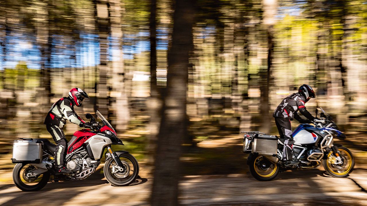 Comparativa maxitrail off road: BMW R 1250 GS Adventure HP y Ducati Multistrada 1260 Enduro
