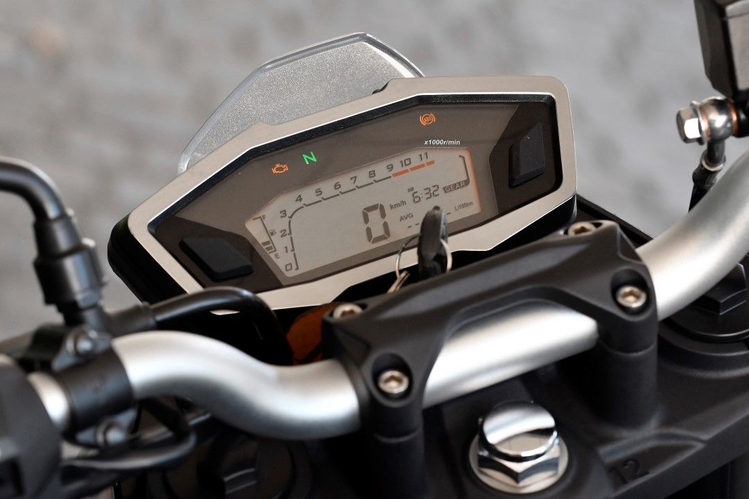 Gama Voge 300 AC, R y RR