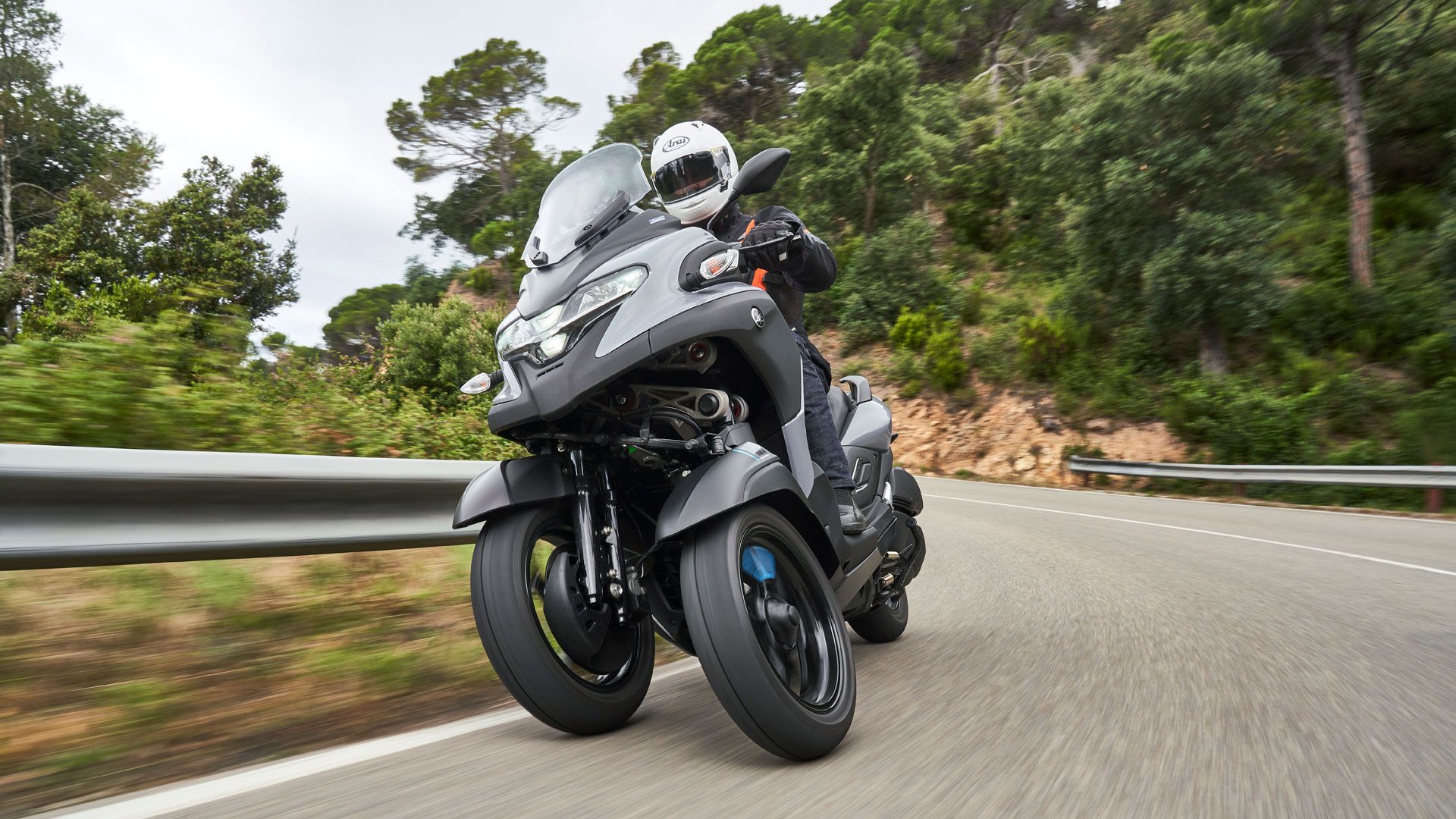 Yamaha Tricity 300, precio, prueba y primeras impresiones