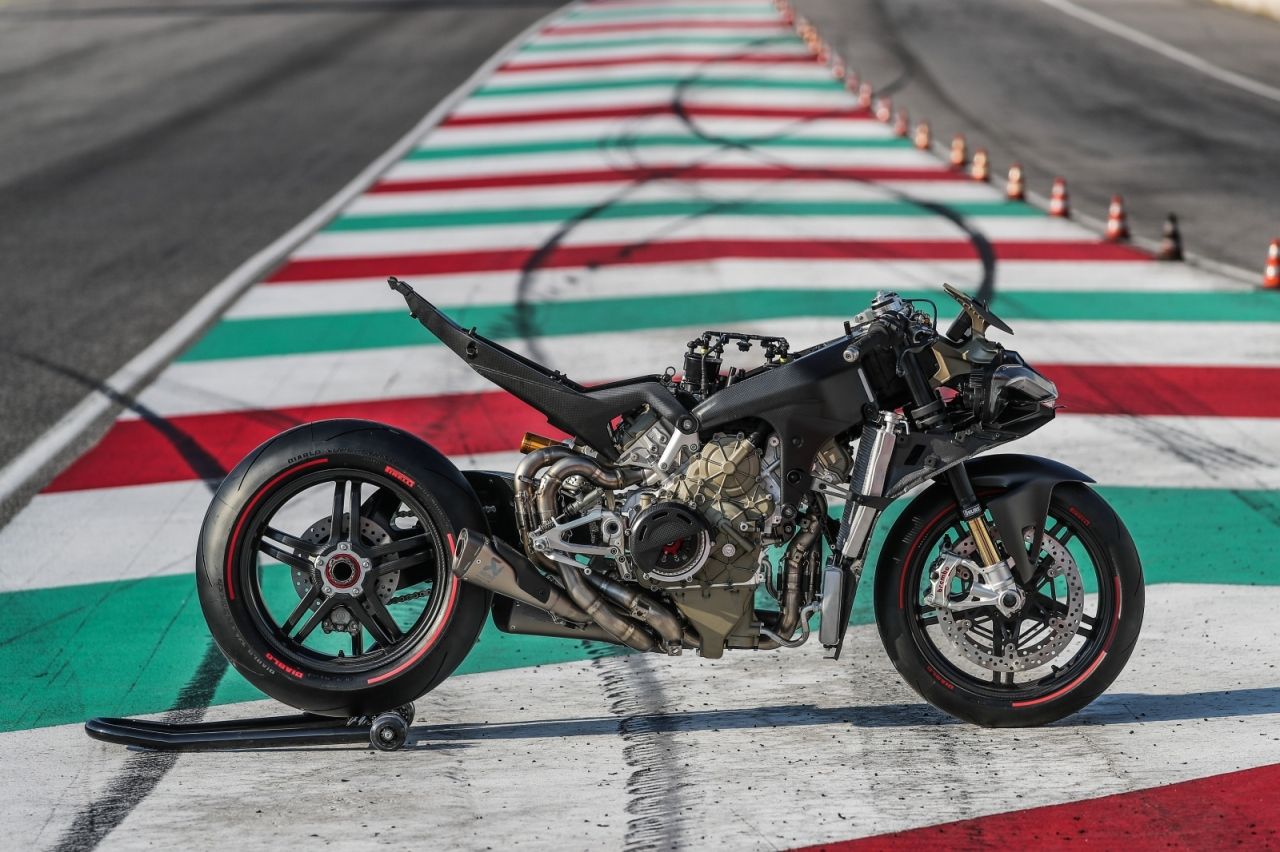 Ducati Superleggera V4 2020, en detalle por dentro y por fuera