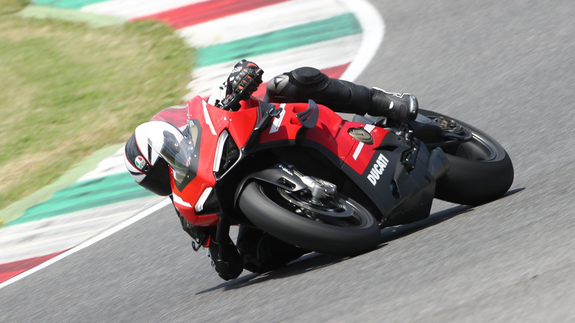 Ducati Superleggera V4 2020 Prueba