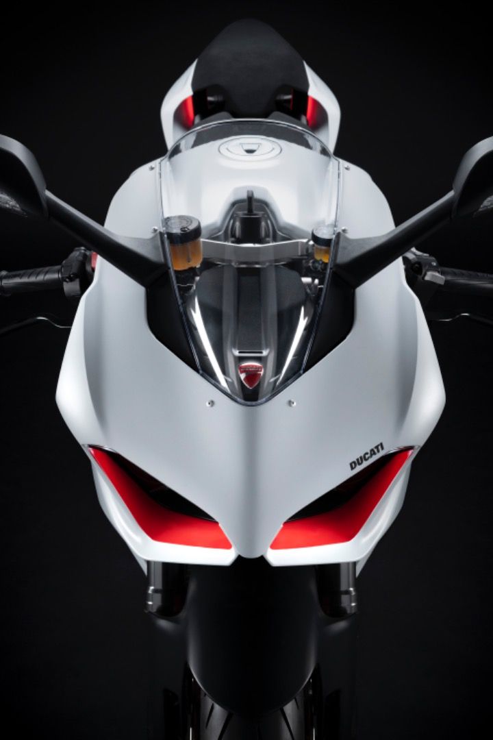 Ducati Panigale V2 “White Rosso”