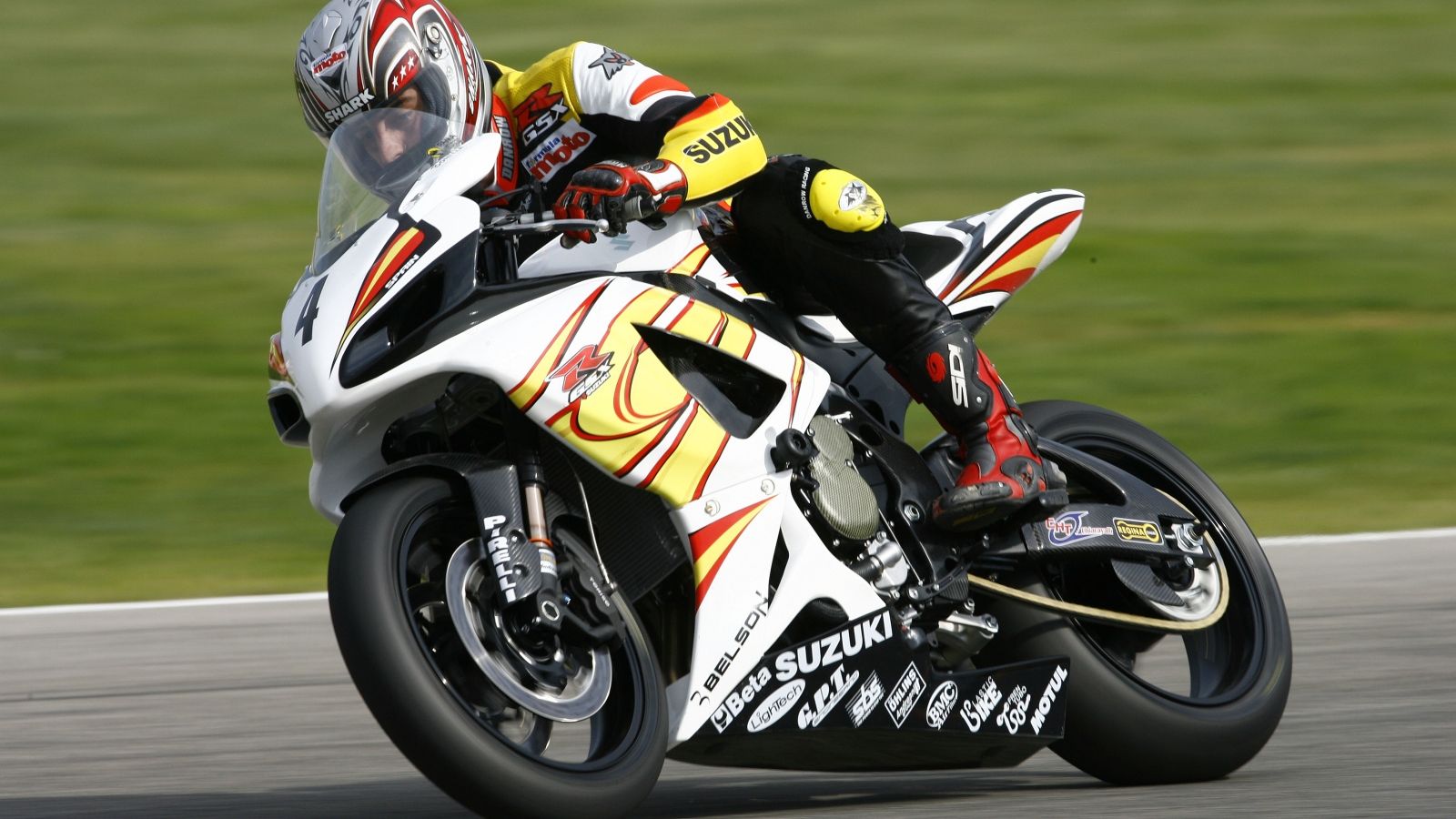 Ismael Bonilla en la European Suzuki GSX-R Cup de 2006 (Foto: Gold & Goose).