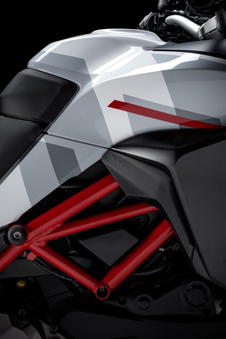 Ducati Multistrada 950 S 2021 GP White
