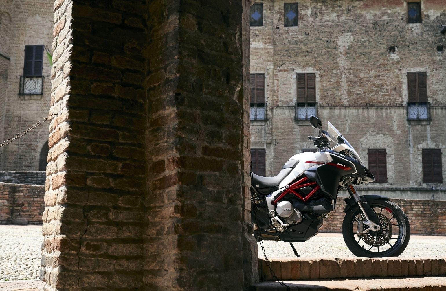 Ducati Multistrada 950 S 2021 GP White