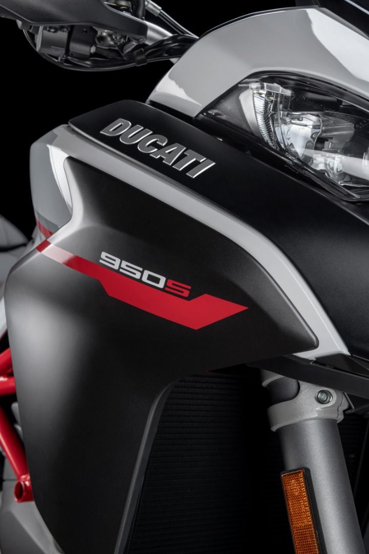 Ducati Multistrada 950 S 2021 GP White