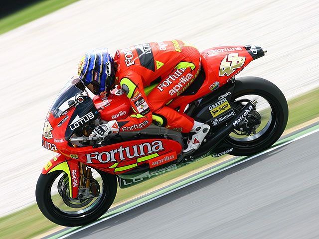 Lorenzo vuelve al ataque