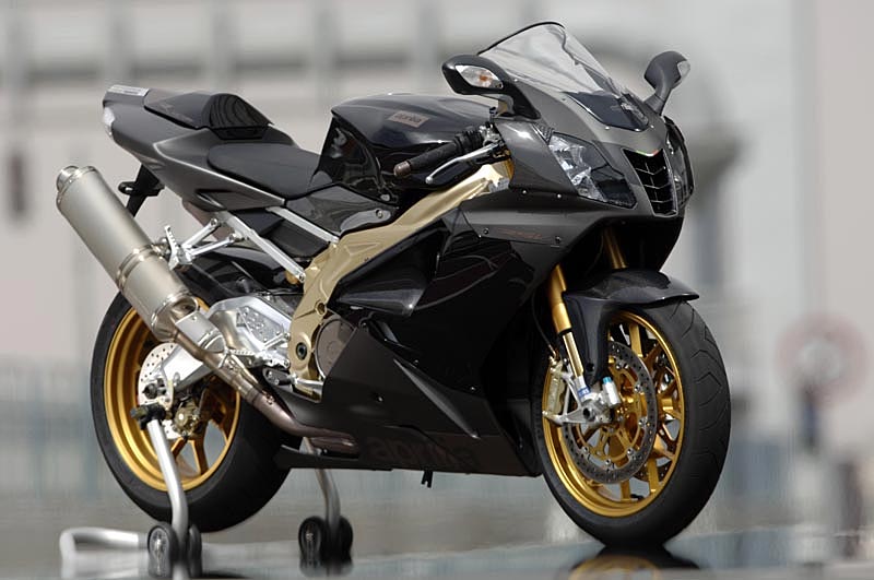 Aprilia busca diseñador