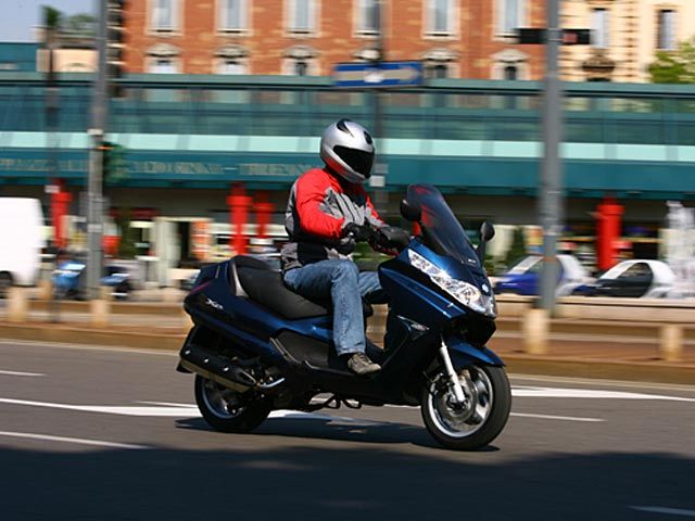 El carnet por puntos sólo en Madrid y Barcelona