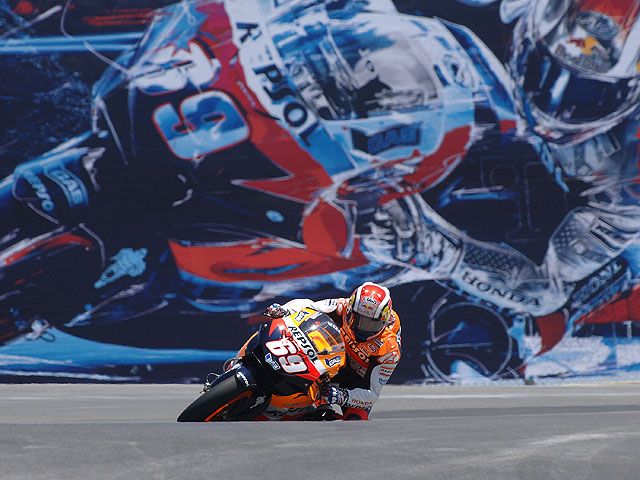 Hayden se escapa