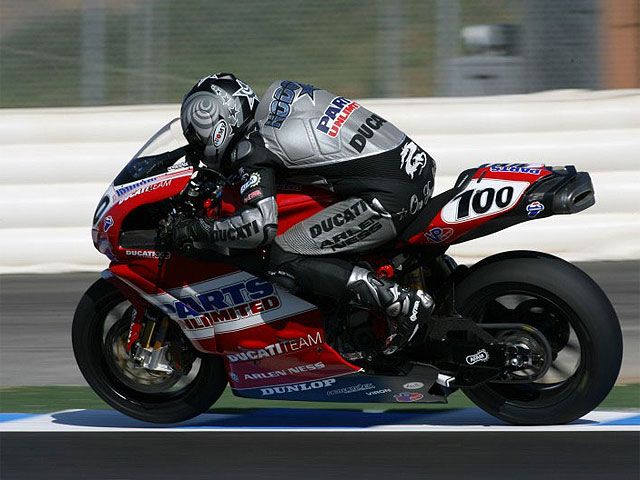 Ducati abandona el AMA de SBK