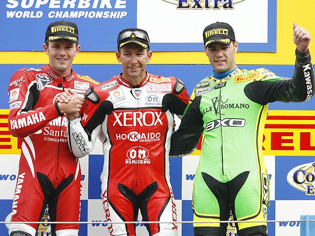Primer podio de Fonsi en SBK