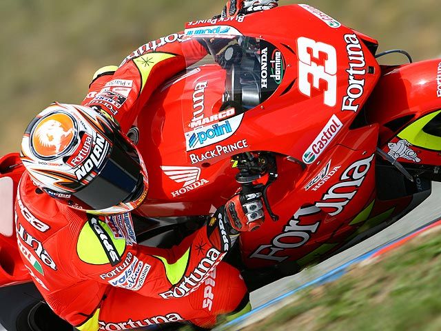 Ducati puja por Melandri