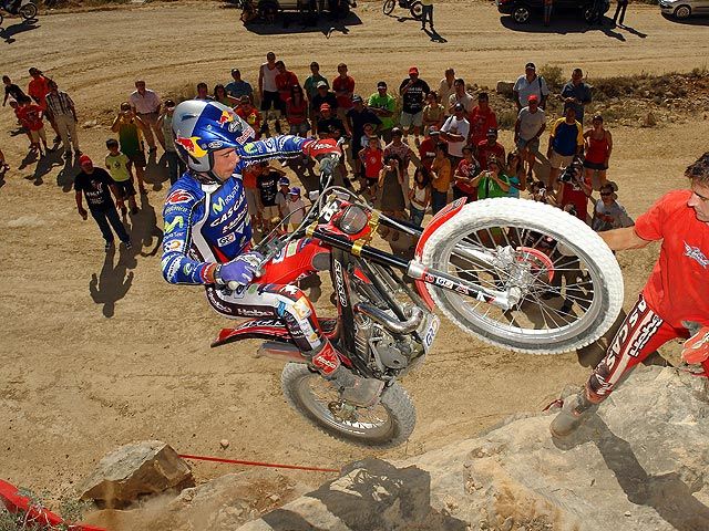 Entrevista con Adam Raga