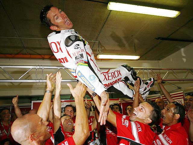 Bayliss bicampeón