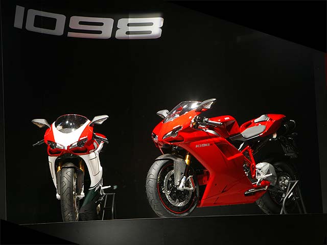 Salón de Milán EICMA 2006