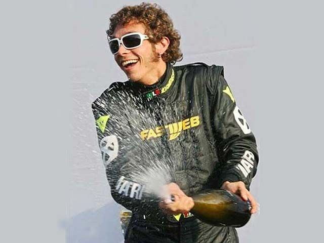 Rossi gana el Rally de Monza