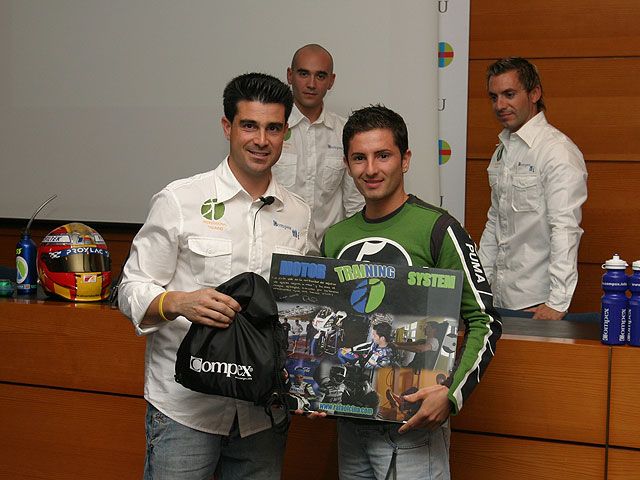 Homenaje a los pilotos valencianos