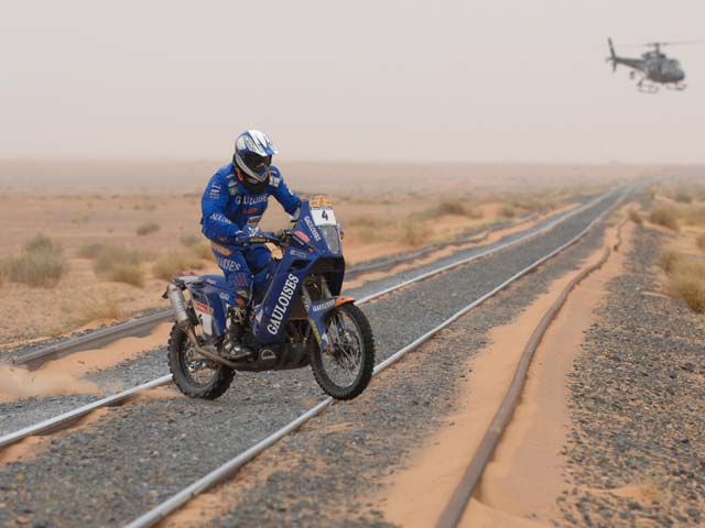 Esteve vuelve a vencer en el Dakar Esteve vuelve a vencer en el Dakar