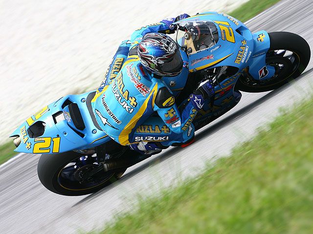 Suzuki sigue mandando