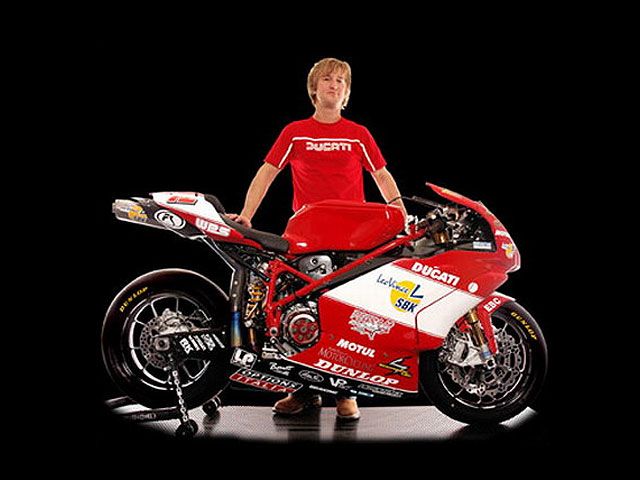 Nueva Ducati 850 RS