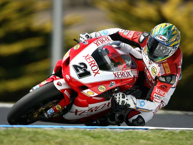 Bayliss toma el mando