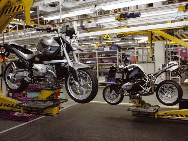 BMW y Piaggio aumentan beneficios