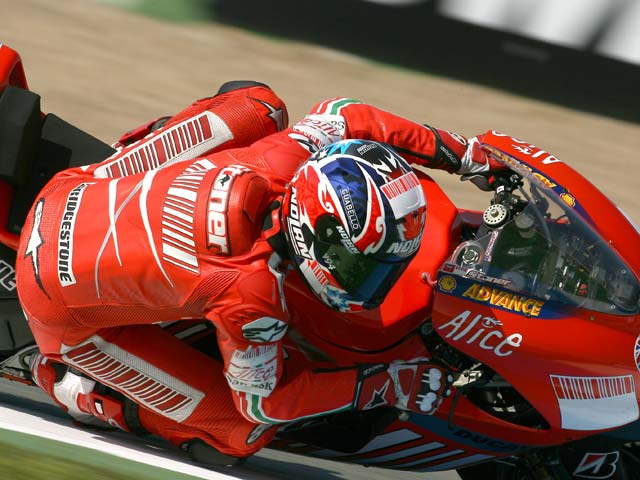 Las Ducati se imponen