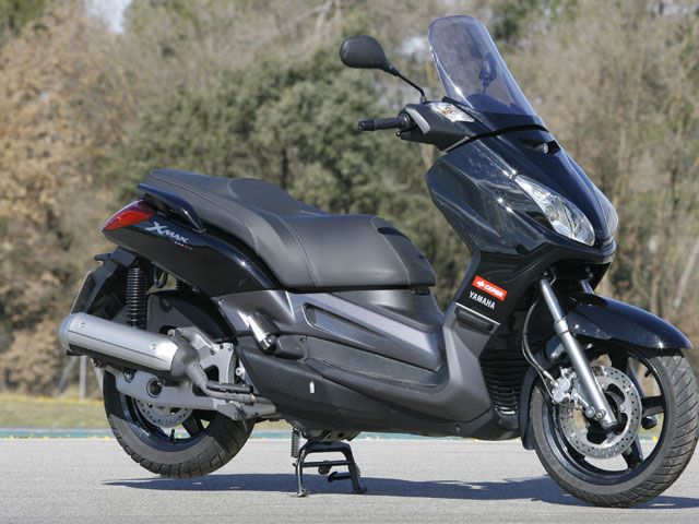 Yamaha X-Max 125i