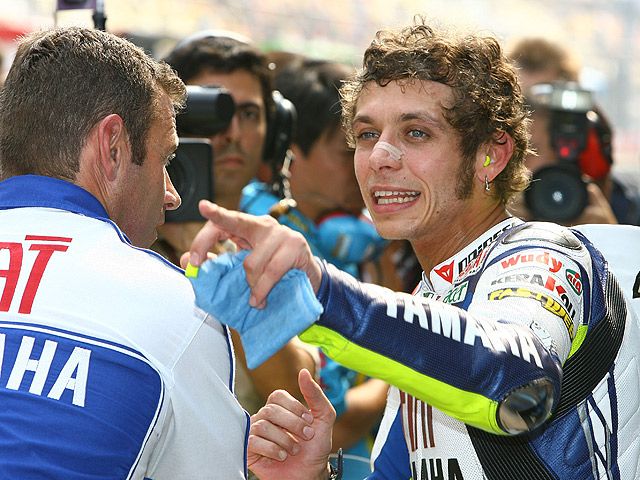 Rossi camino de récord