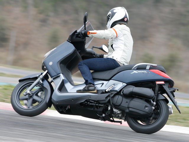 Yamaha X-Max 125i