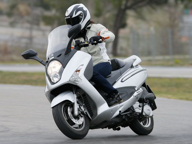 SYM GTS 125
