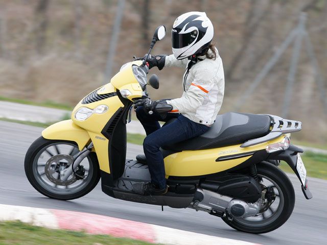 Piaggio Carnaby 125