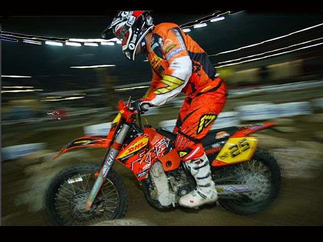 La FIM da luz verde a la Copa Mundial de Enduro Indoor