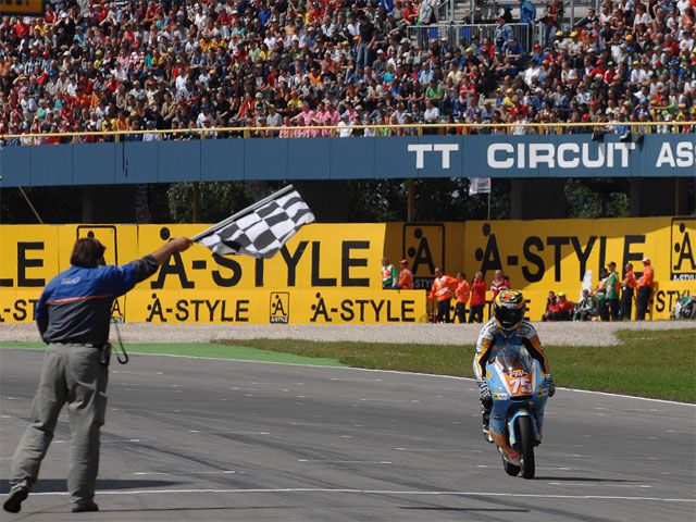 Pasini arrasa