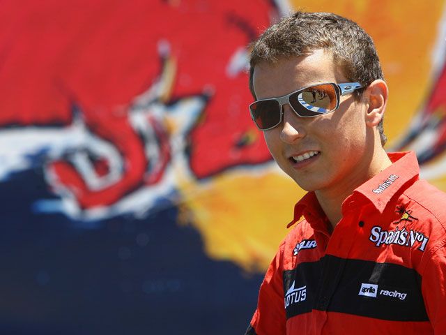 Jorge Lorenzo firma por dos años con Yamaha