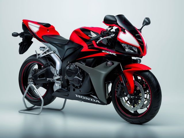 Haz de tu Honda CBR600RR una moto más racing Haz de tu Honda CBR600RR una moto más racing