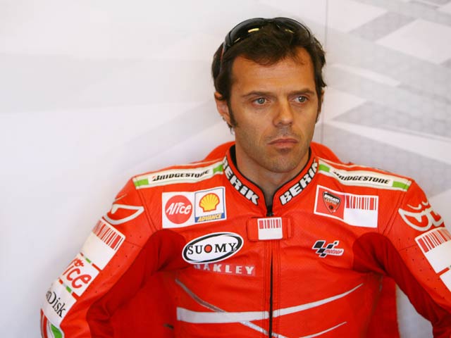 Capirossi acepta la oferta de Suzuki Capirossi acepta la oferta de Suzuki