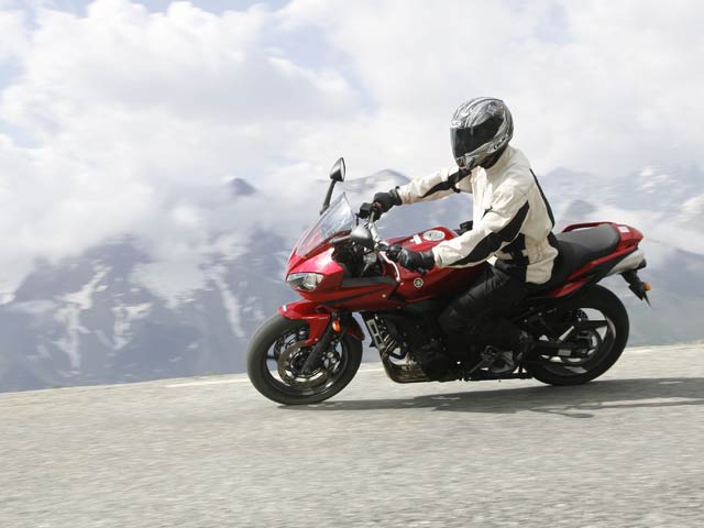 Yamaha FZ6 Fazer S2