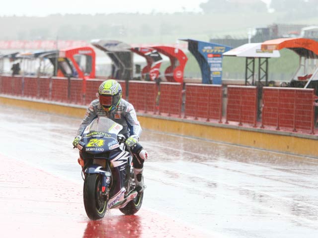 Última hora: Un aguacero obliga a suspender los entrenamientos en Misano