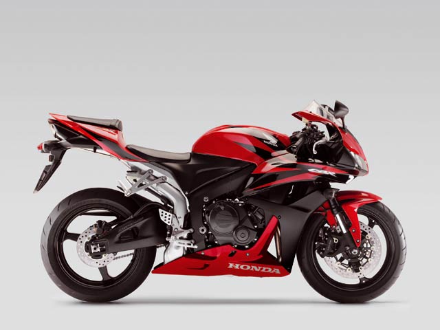 Honda presenta más novedades para 2008