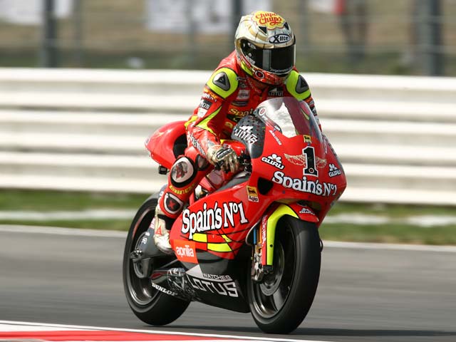 Lorenzo no tiene rival