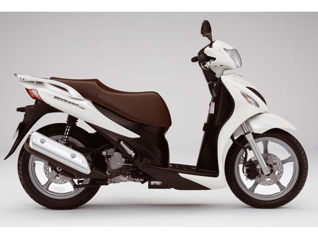 Suzuki retrasa el lanzamiento del scooter SIXteen