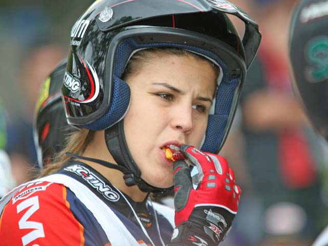Laia Sanz pierde el título de campeona del mundo Laia Sanz pierde el título de campeona del mundo