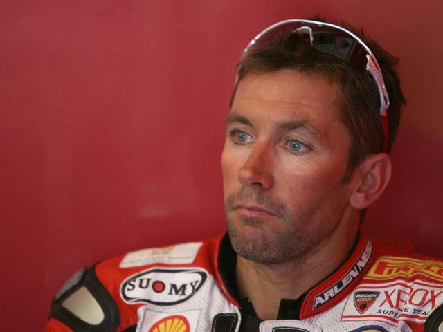Superpole para Troy Bayliss